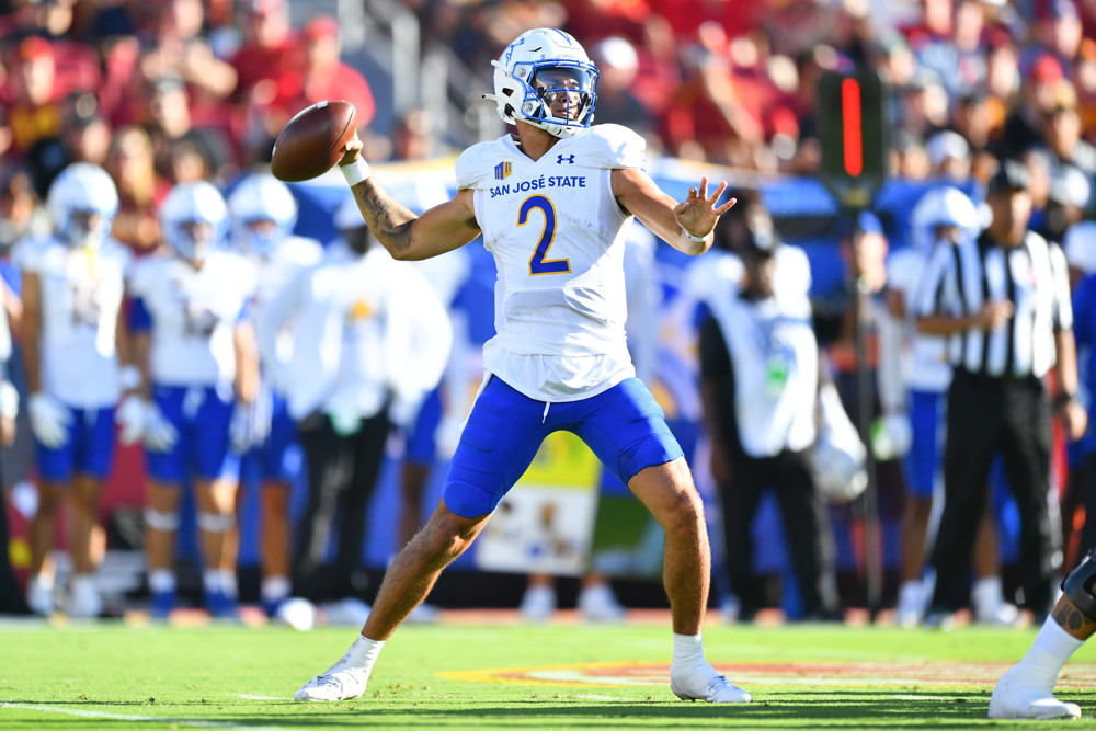 Chevan Cordeiro prepares to throw a pass for San Jose State.