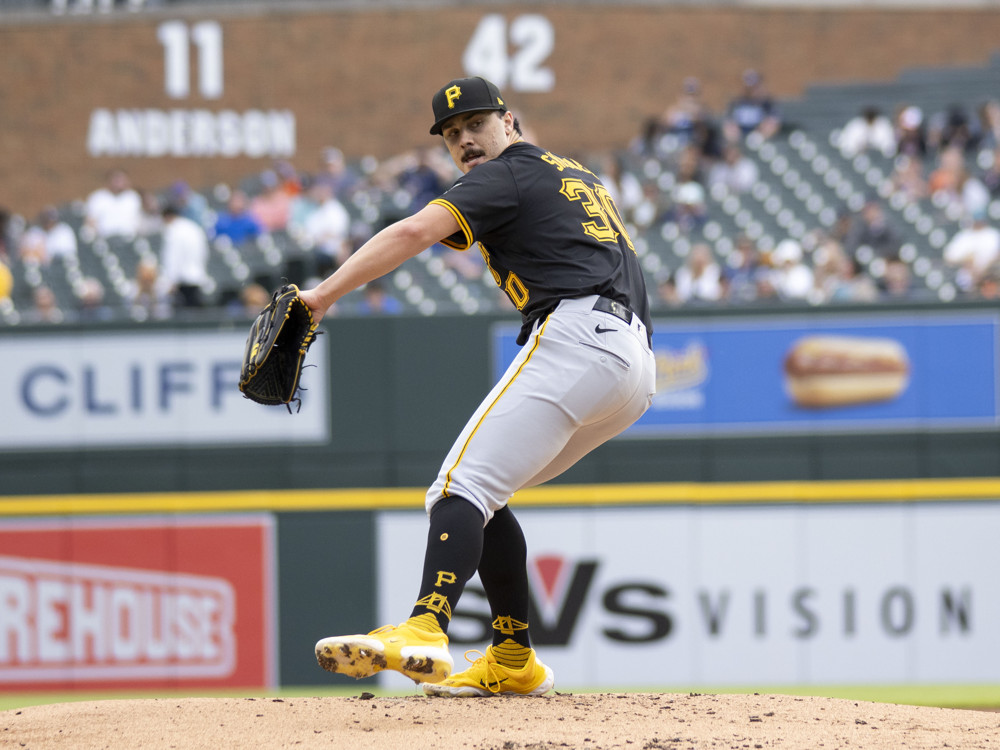 Paul Skenes prepares to throw a pitch.